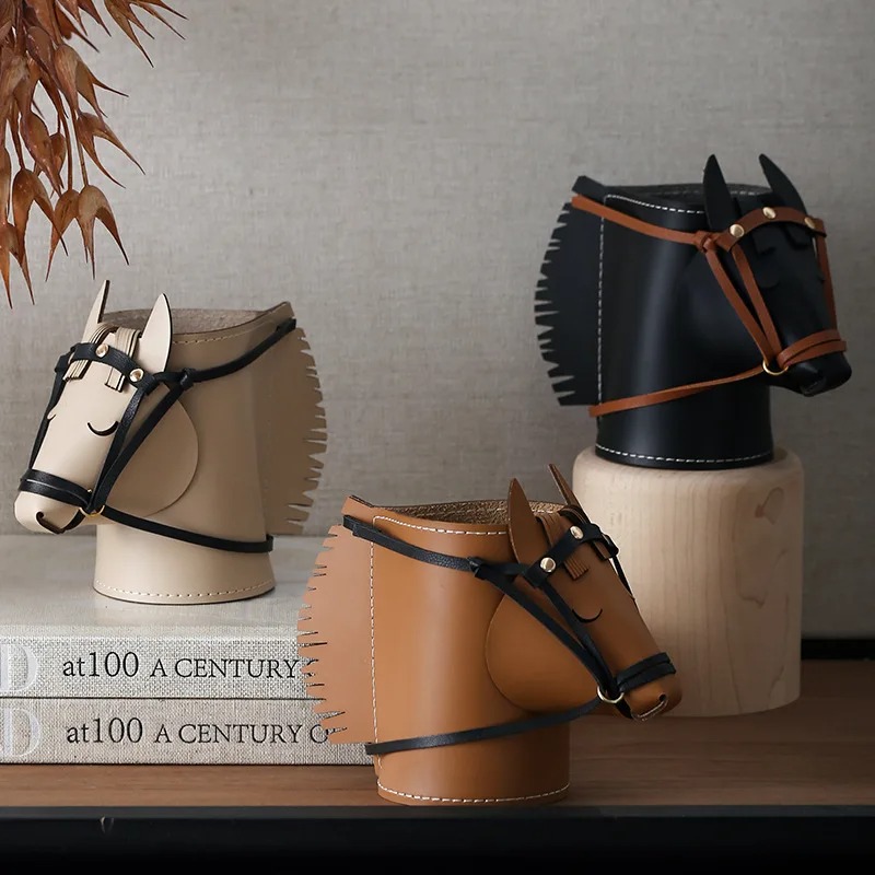 Luxury Leather Horse-head Stor - огляд і ціна Luxury Skincare Containers